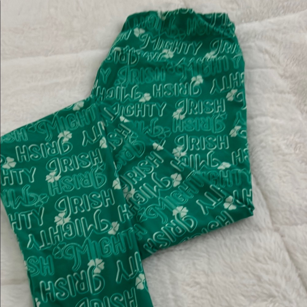 Lularoe St Pats "Mighty Irish" leggings